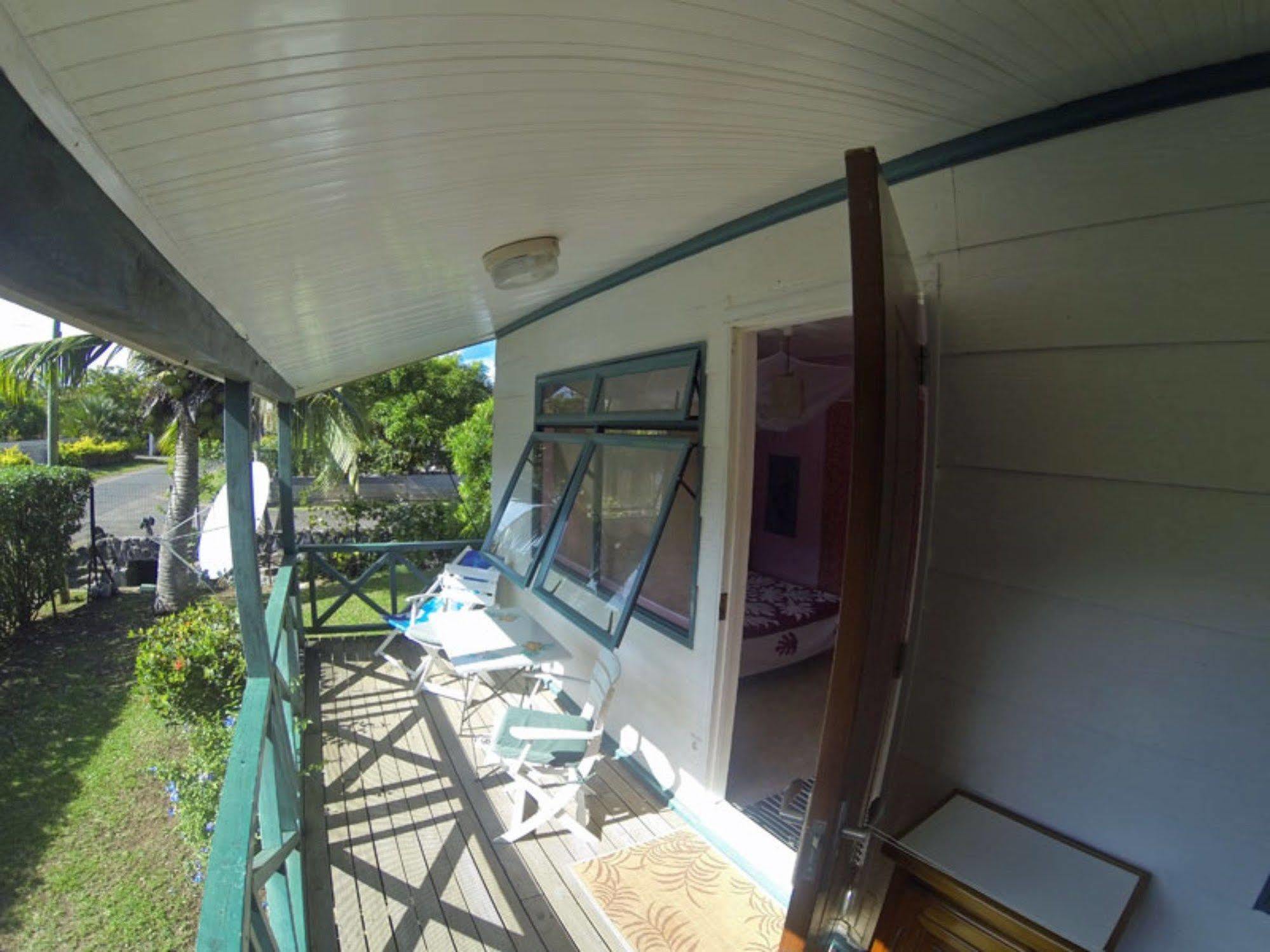 Te Ava Piti Lodge Uturoa Bagian luar foto