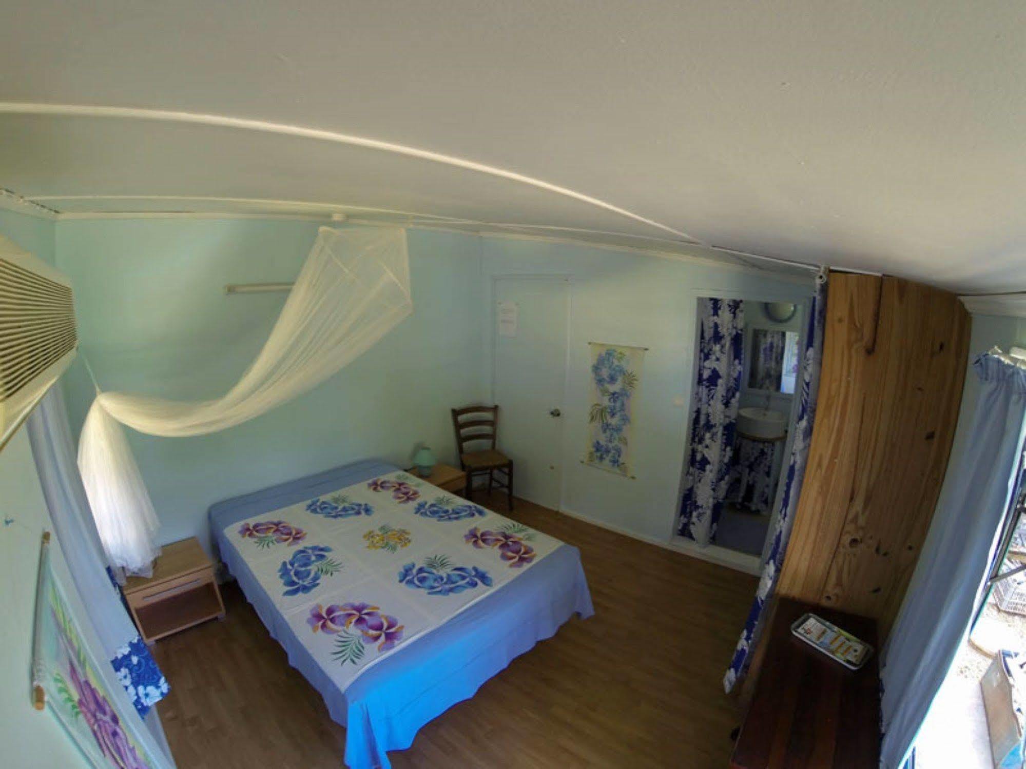 Te Ava Piti Lodge Uturoa Bagian luar foto
